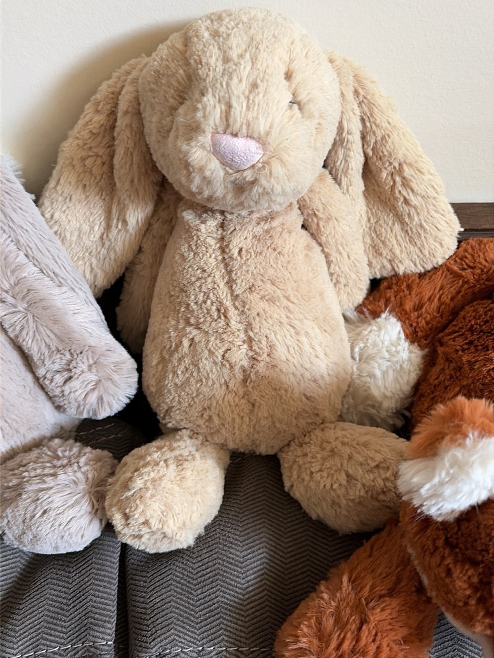 Jellycat Honey Bunny 🍯